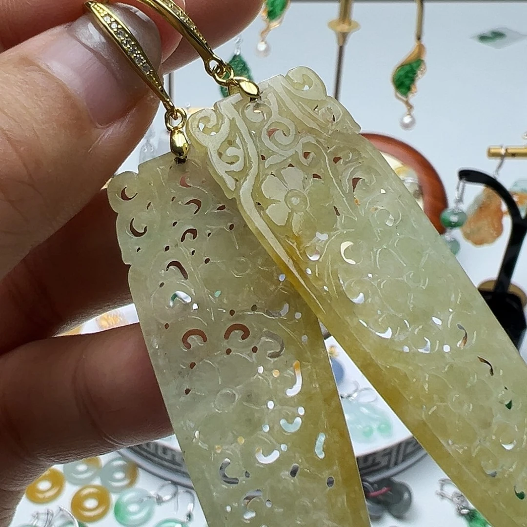 欣***格翡翠银S925镶嵌耳饰天然缅甸A货翡翠10级灯牌礼物