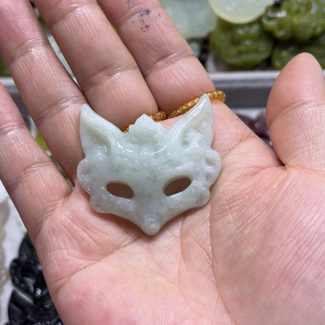 【闪购商品】岫玉颈饰未镶嵌p****i15手牌