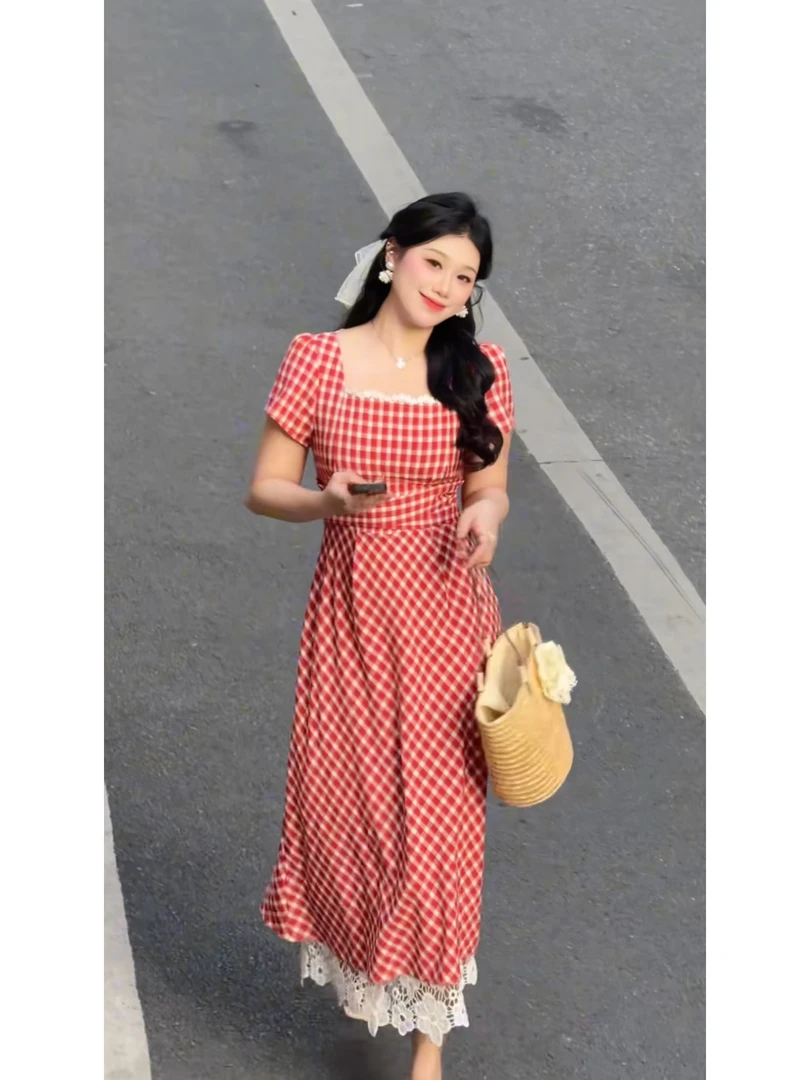 【壁无霞】夏季法式温柔时尚遮肉显瘦高级感气质蕾丝红色格纹连衣裙
