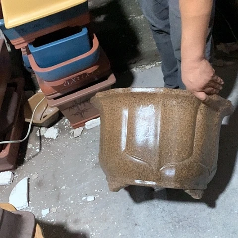 紫砂花盆手工艺品
