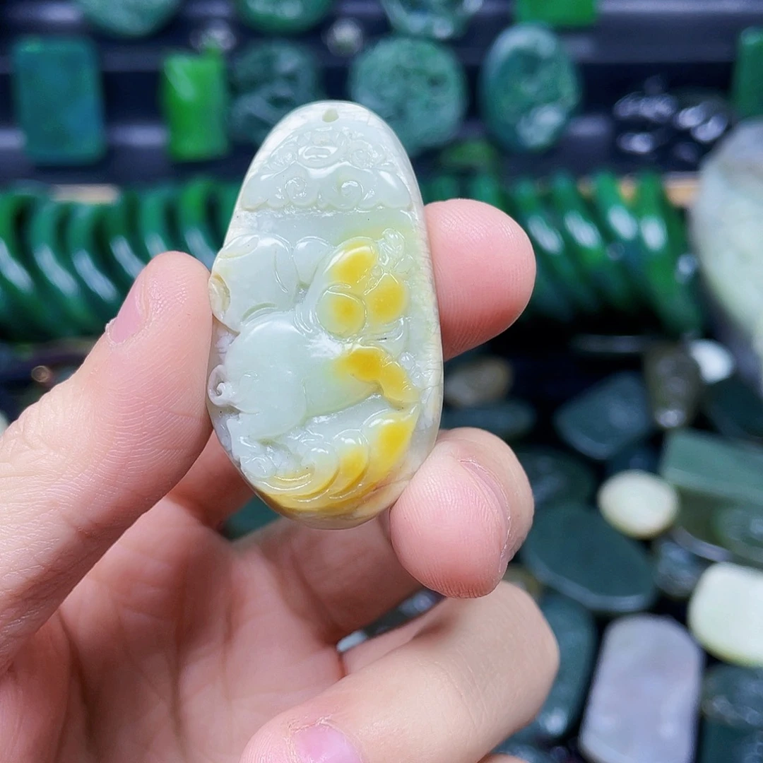 和田玉未镶嵌珠宝半成品