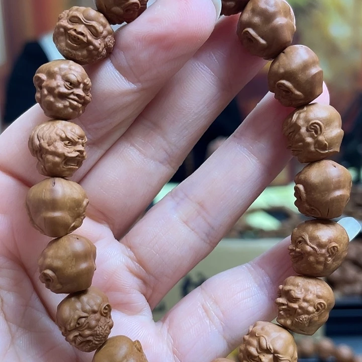 手串/手链橄榄核龙纹