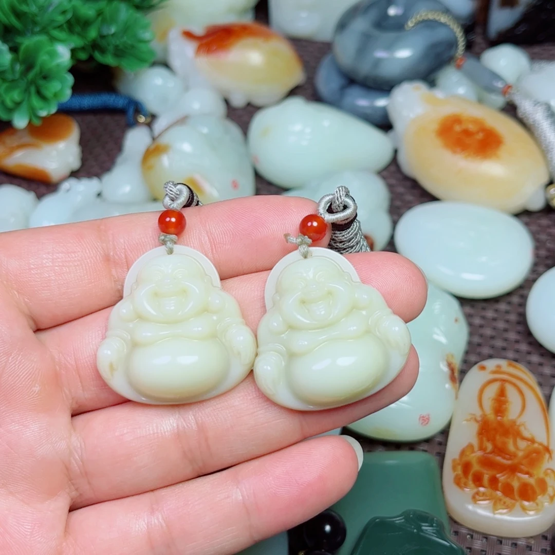 和田玉（糖玉）未镶嵌颈饰