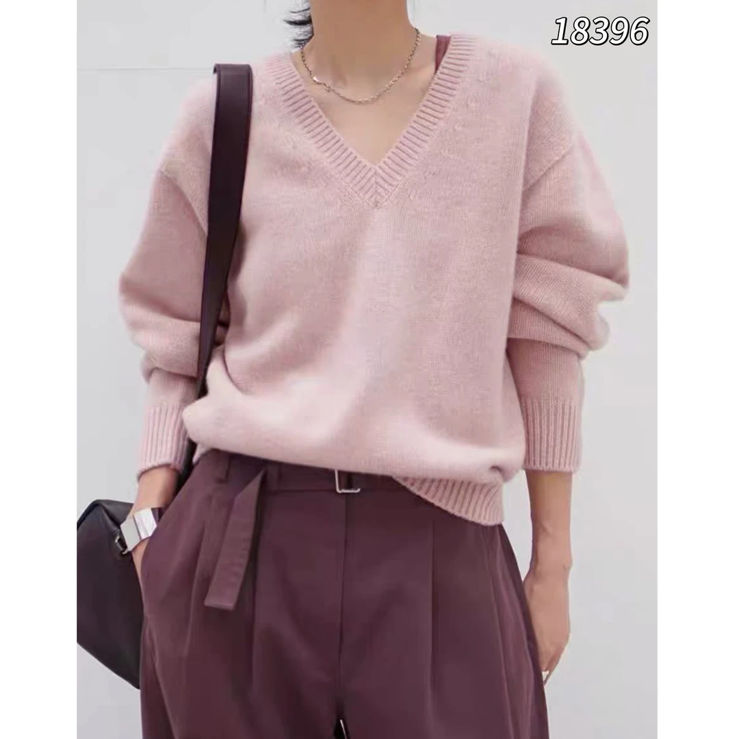 18396（部分无水洗唛介意慎拍）CHUXUN新款V领后背虾线长袖针织衫