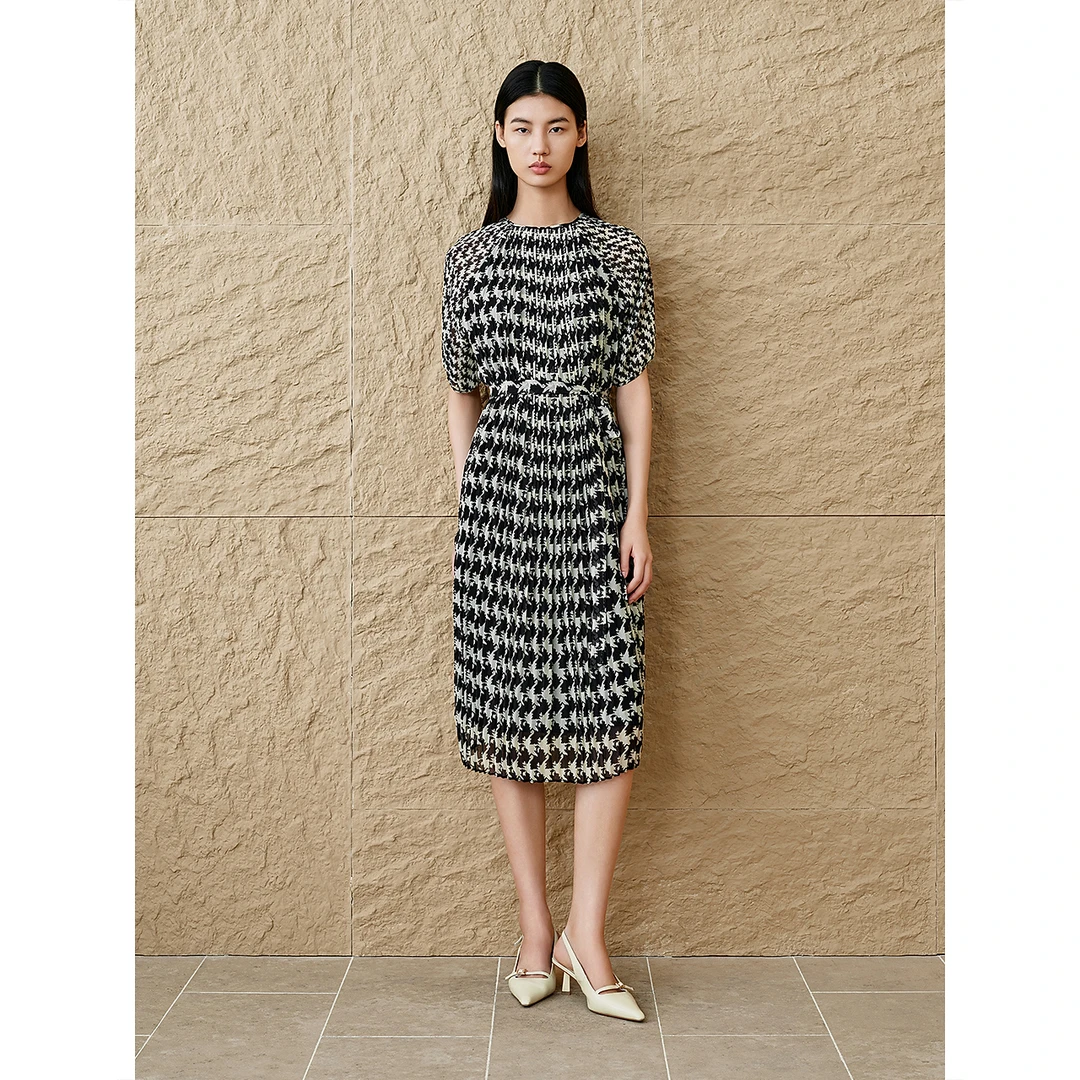 INSUN恩裳长裙2025夏季复古气质压褶长款吊带连衣裙9C65205180