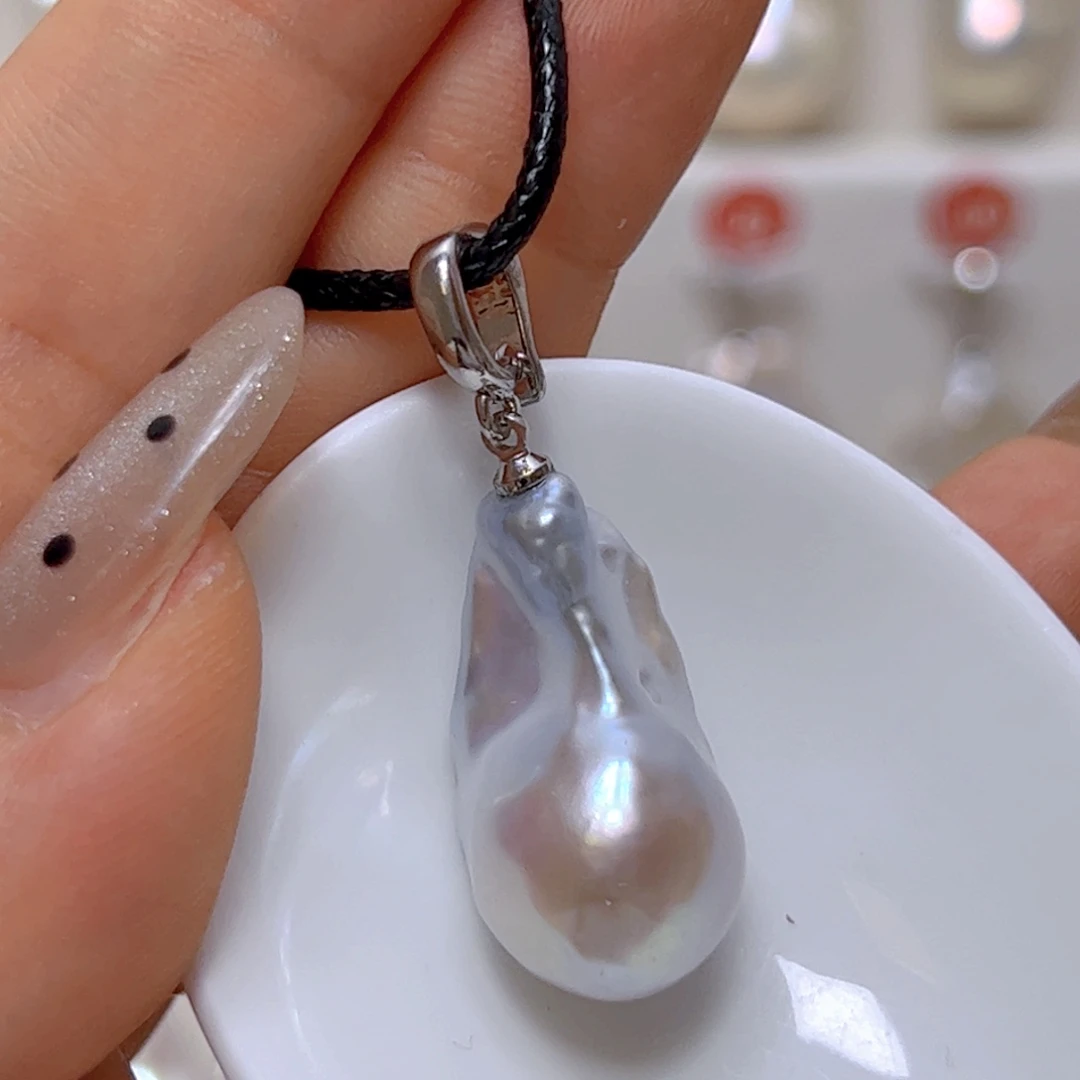 颈饰未镶嵌淡水珍珠