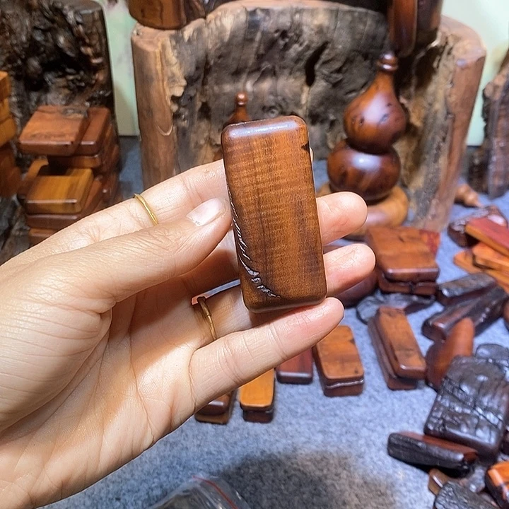 香榧木乐***夫雷击枣木木木木木木