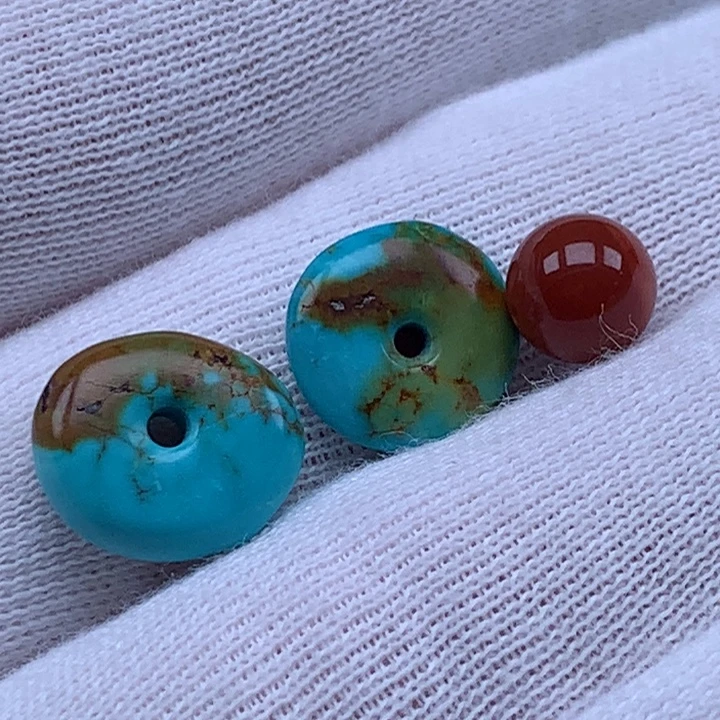 南红玛瑙未镶嵌珠宝奇石