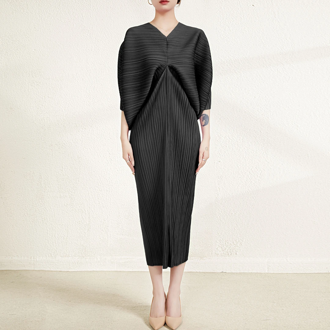 法式显瘦连衣裙气质V领针织蝙蝠袖中长款休闲裙子