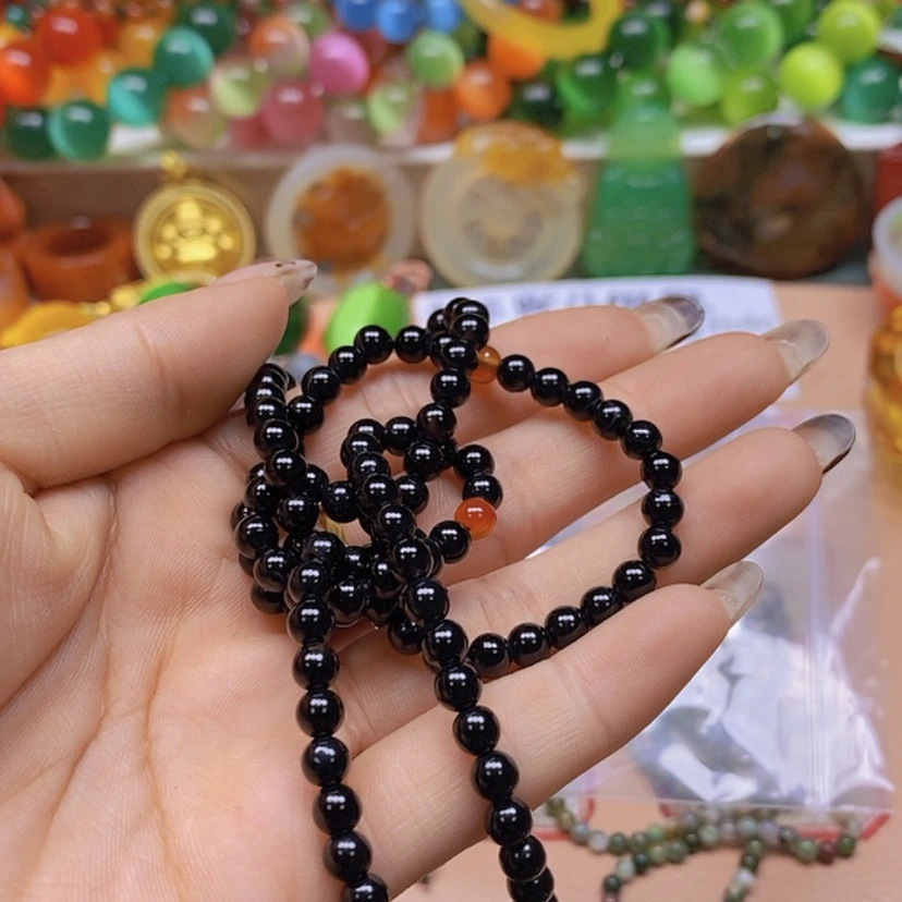 【闪购商品】玛瑙/玉髓颈饰未镶嵌佳**?