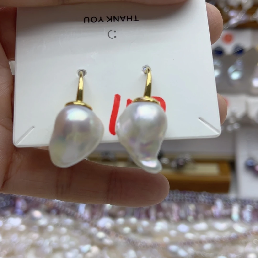 淡水珍珠耳饰未镶嵌