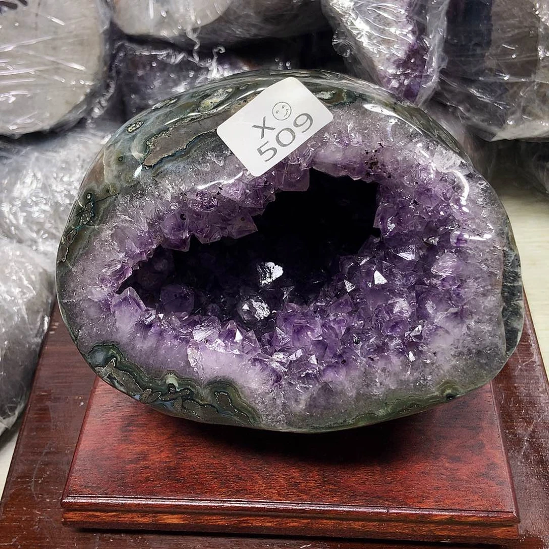 未镶嵌紫晶大型摆件（非配饰）欣**荣