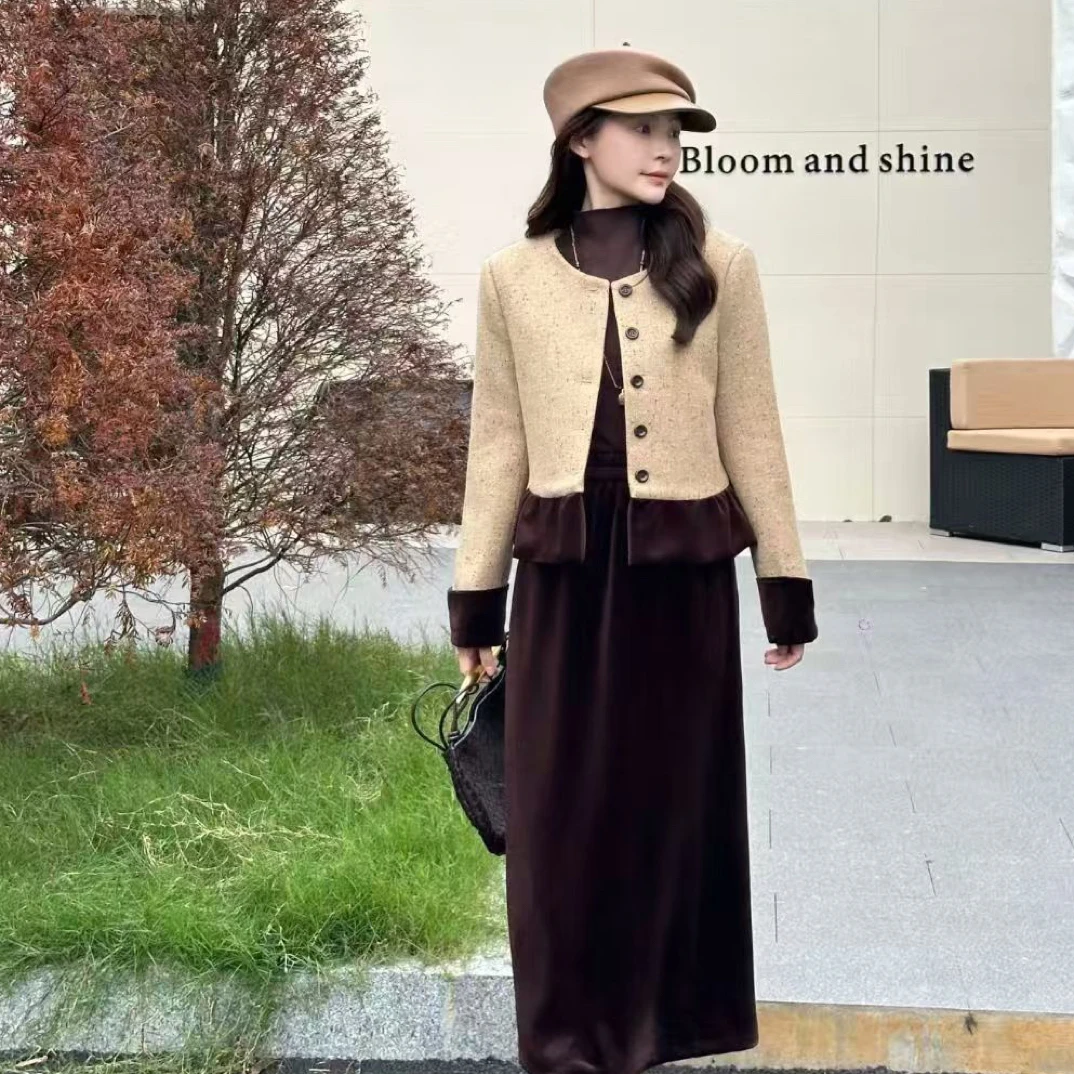 9399衣48裙82与图不符丝绒拼接小香风外套两件套冬新款名媛半身裙