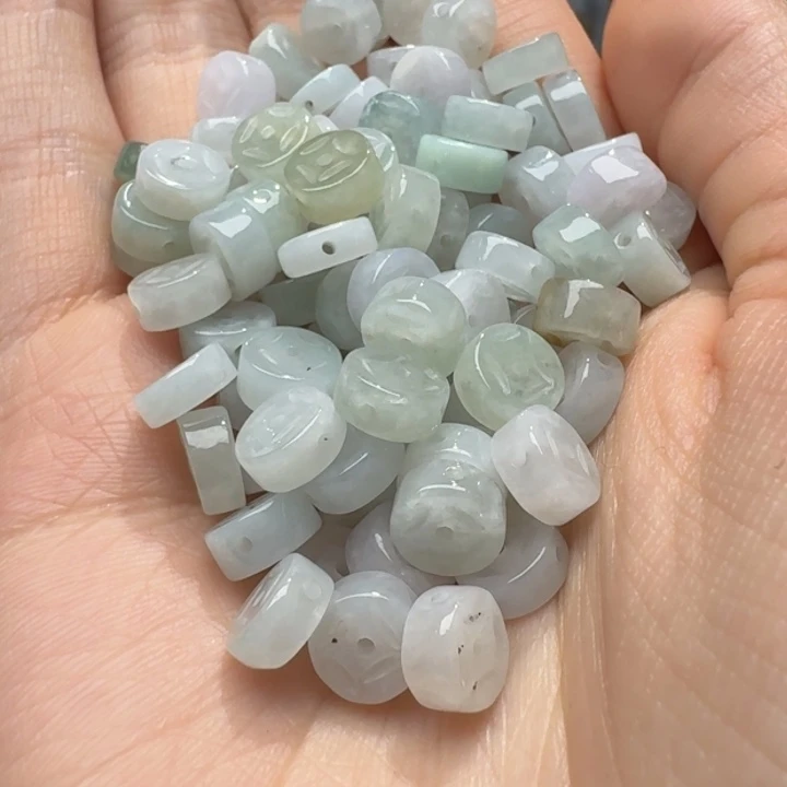 未镶嵌挂件翡翠福利10个，不包邮，拍一单邮费发货