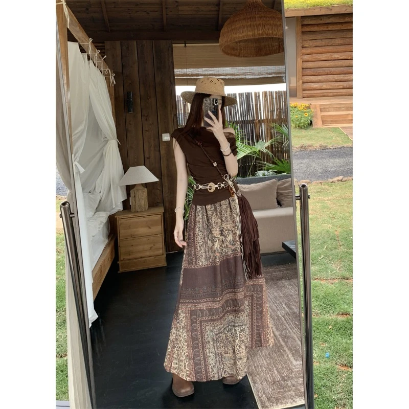 夏季复古时尚套装女印花半身裙波西米亚设计感修身露肩T恤两件套