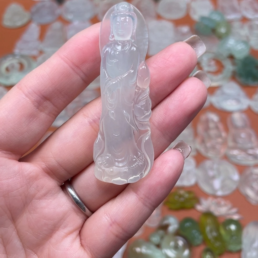 *****蛇纹石玉未镶嵌颈饰