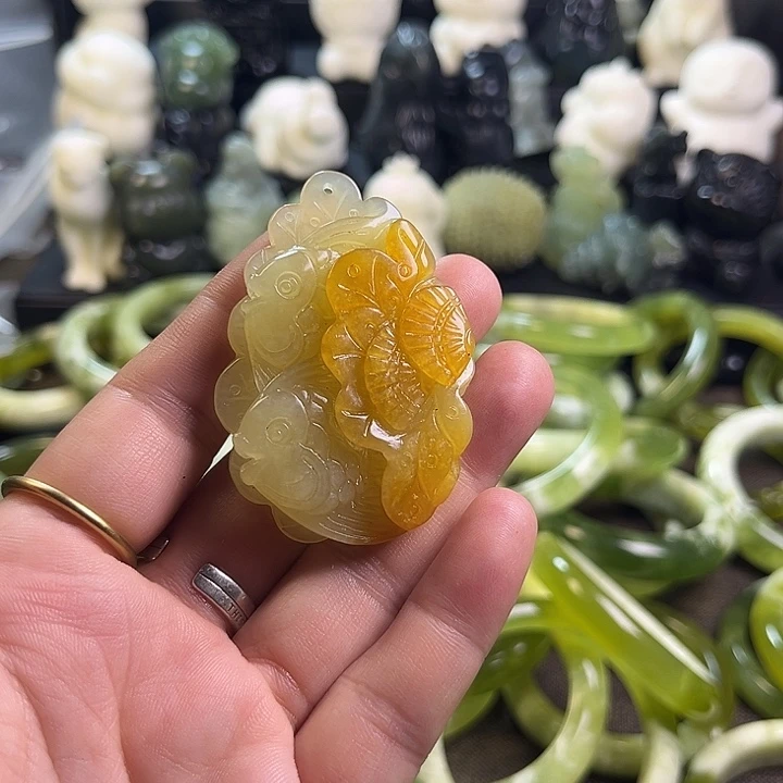蛇纹石玉未镶嵌项链