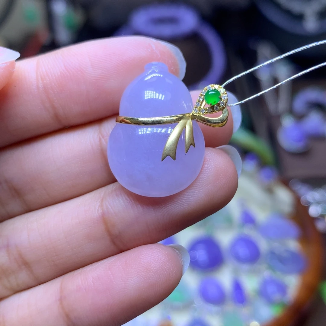 翡翠颈饰18K金镶嵌天然