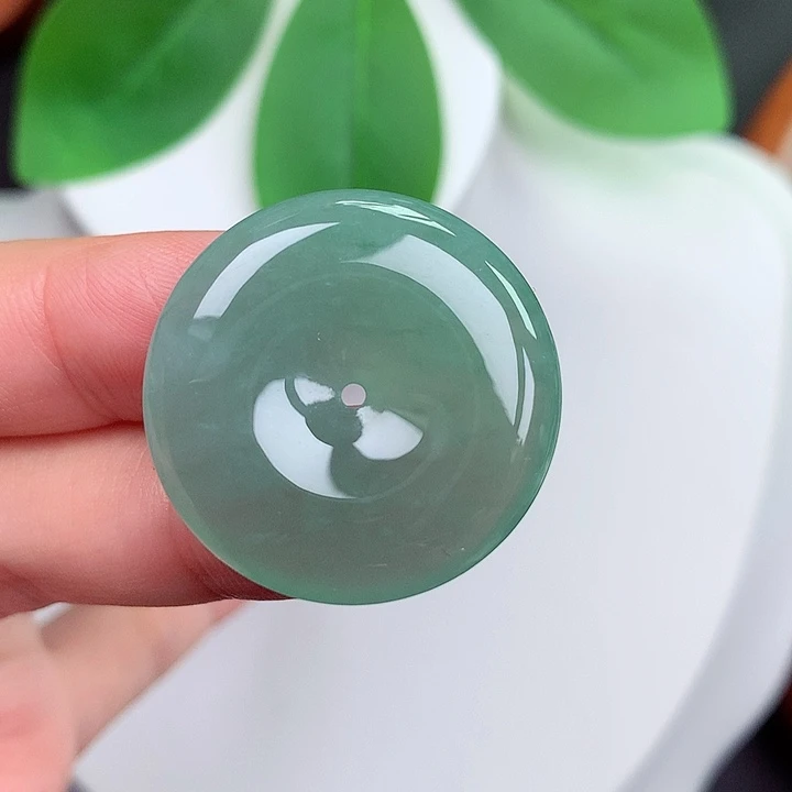 颈饰未镶嵌翡翠平安扣 27.2x5.4mm