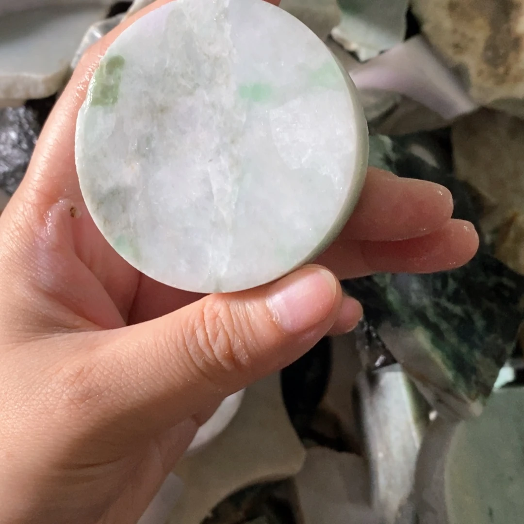 翡翠未镶嵌颈饰天然翡翠