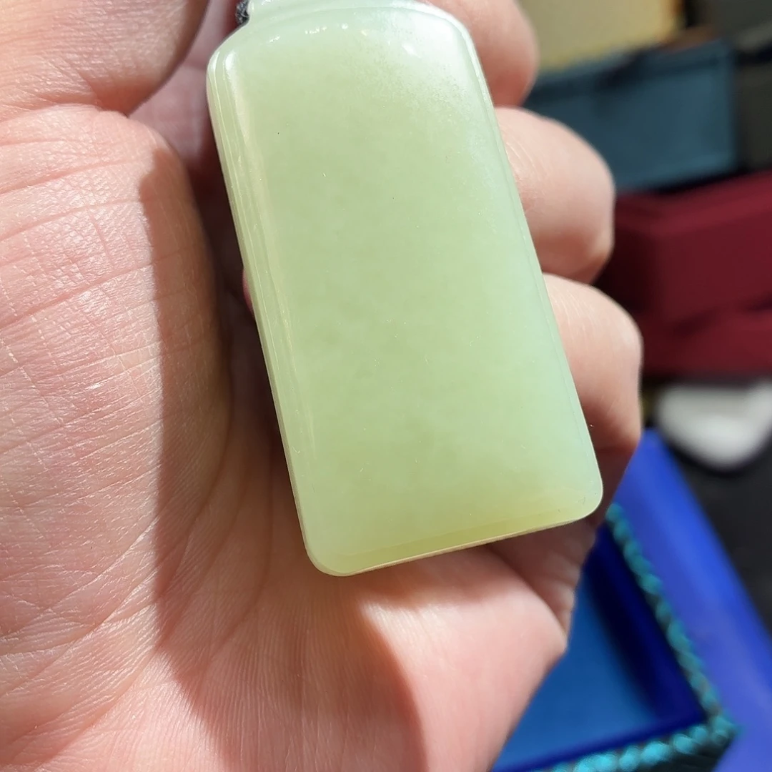 和田玉（糖玉）合金颈饰