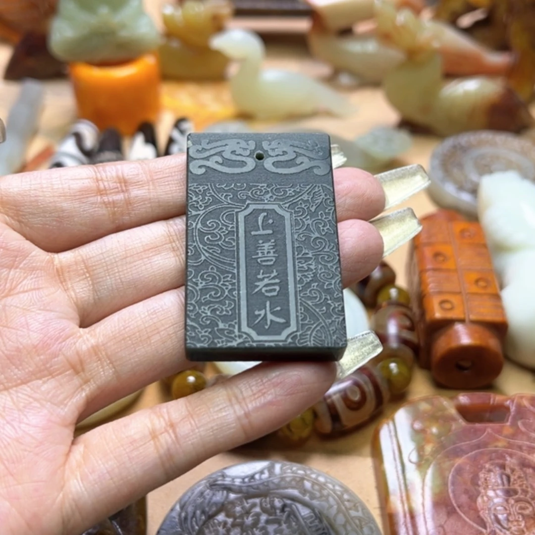 【闪购商品】蛇纹石玉颈饰未镶嵌