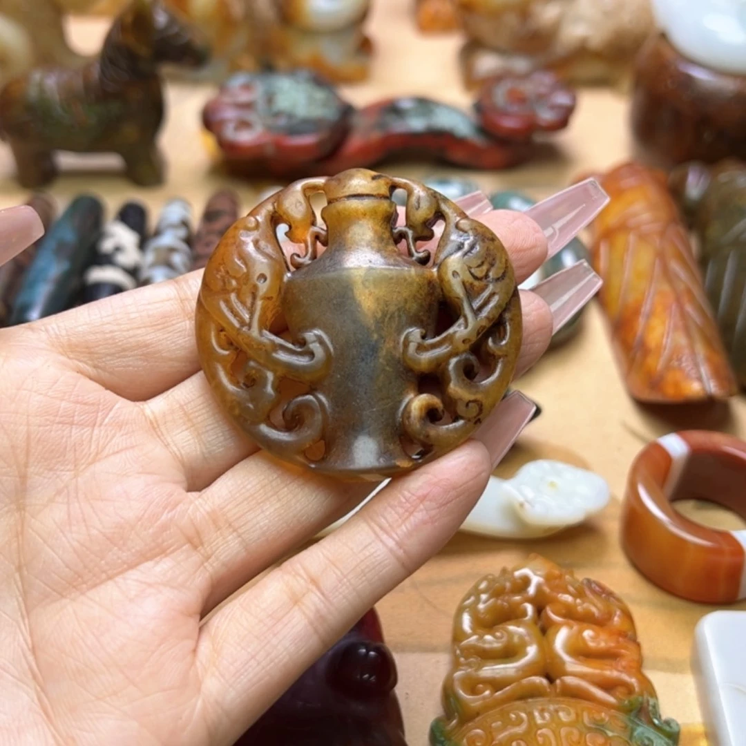 【闪购商品】蛇纹石玉颈饰未镶嵌