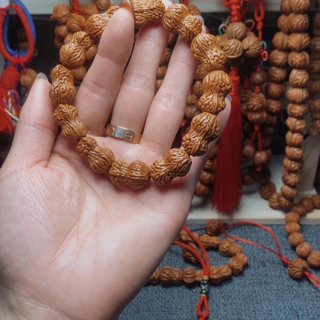 桃核吊坠龙纹桃枭