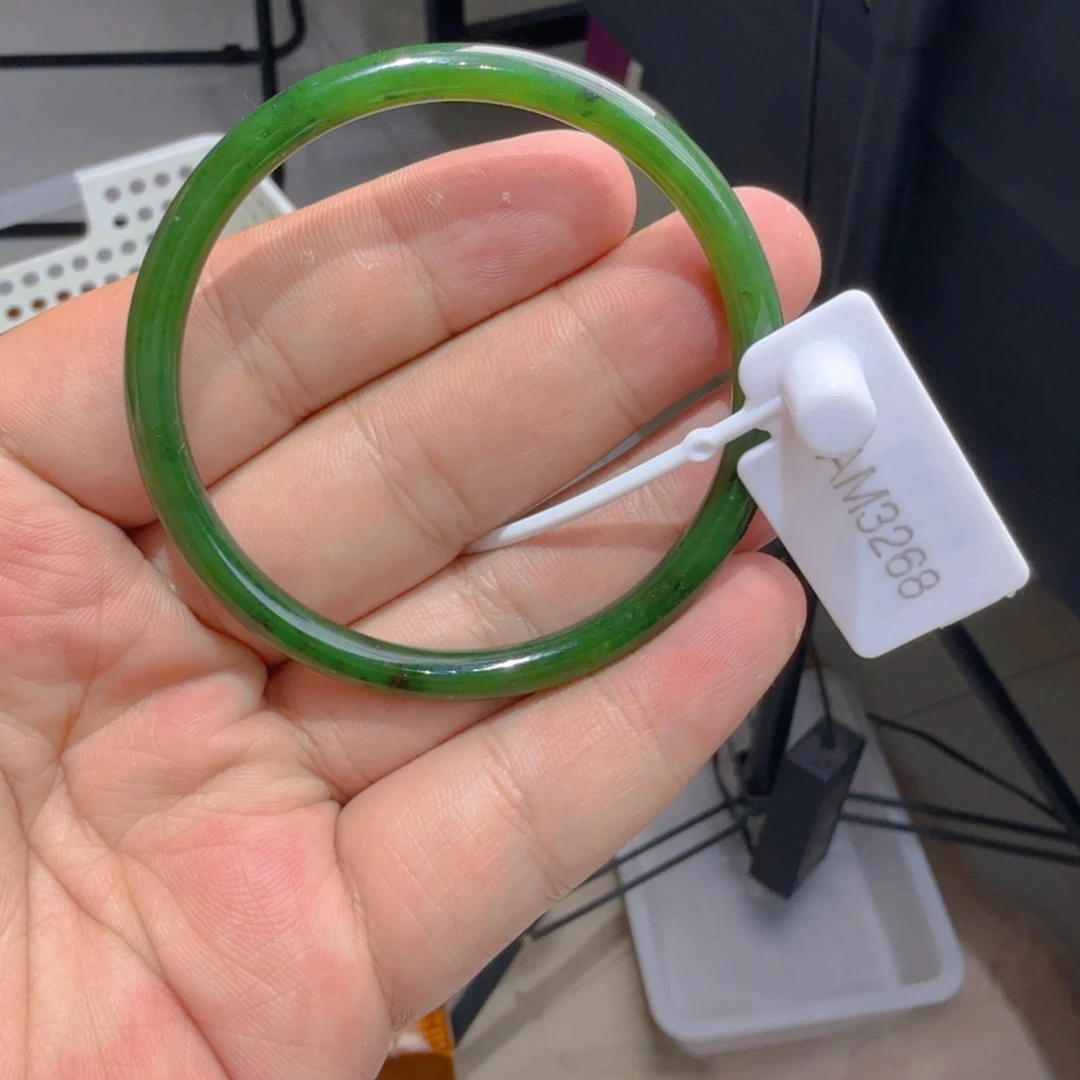 和田玉（碧玉）手镯未镶嵌56