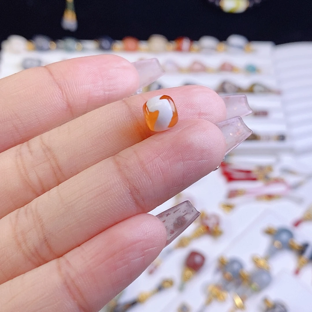 玛瑙/玉髓未镶嵌颈饰7.8x6.9