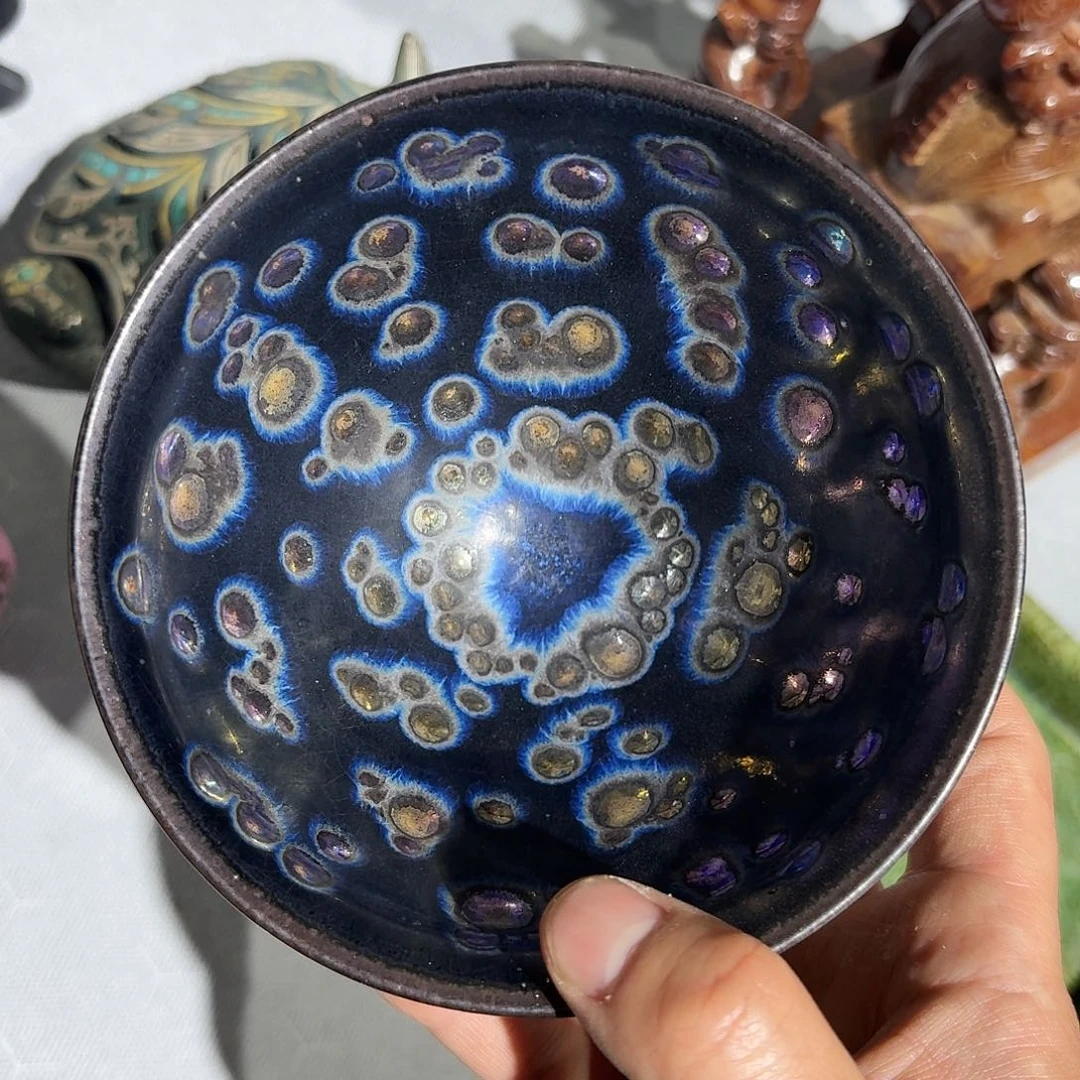 瓷片斤斤计较快乐拒绝了咯哦呜呜呜兔子