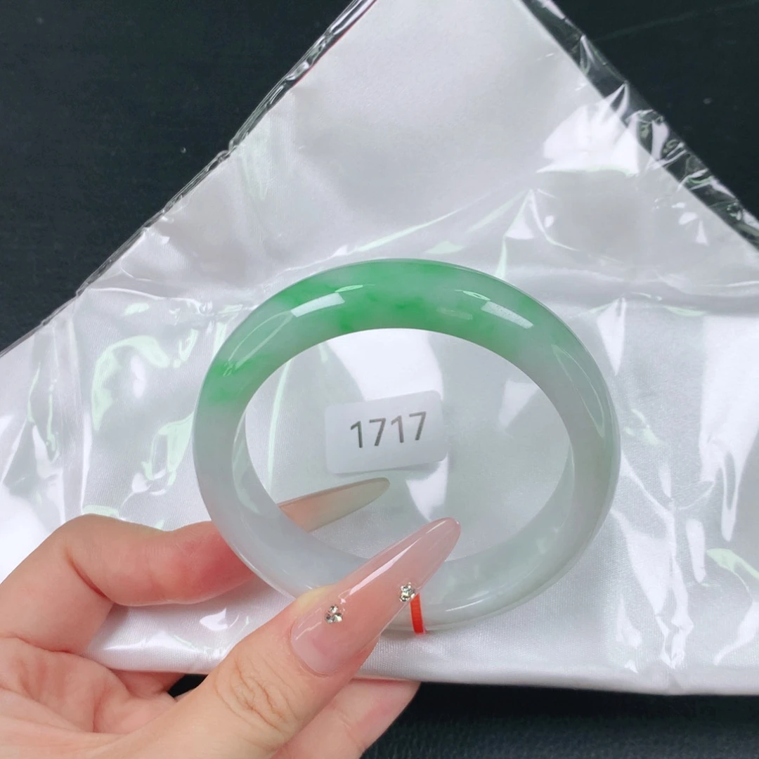 未镶嵌手镯翡翠天然翡翠手镯04