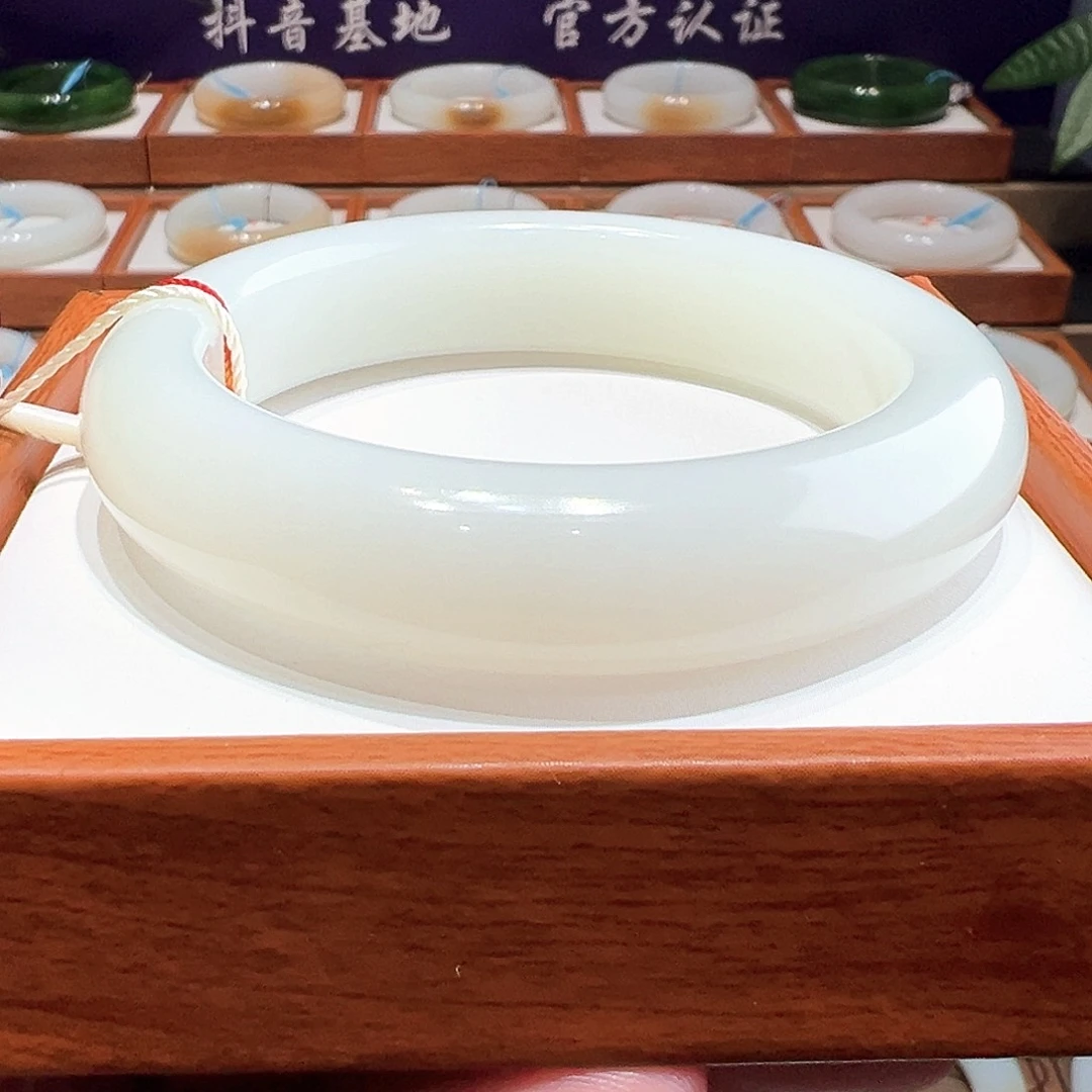 和田玉手镯57.58未镶嵌