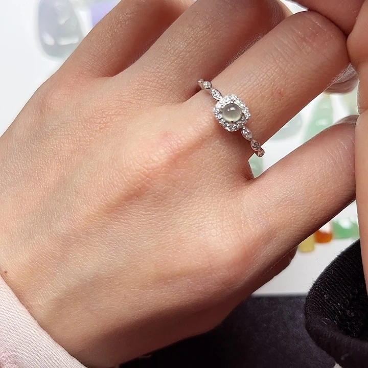 翡翠戒指银S925镶嵌小蛋面戒指