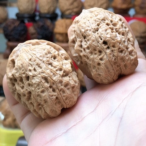 文玩核桃吊坠云南铁核桃