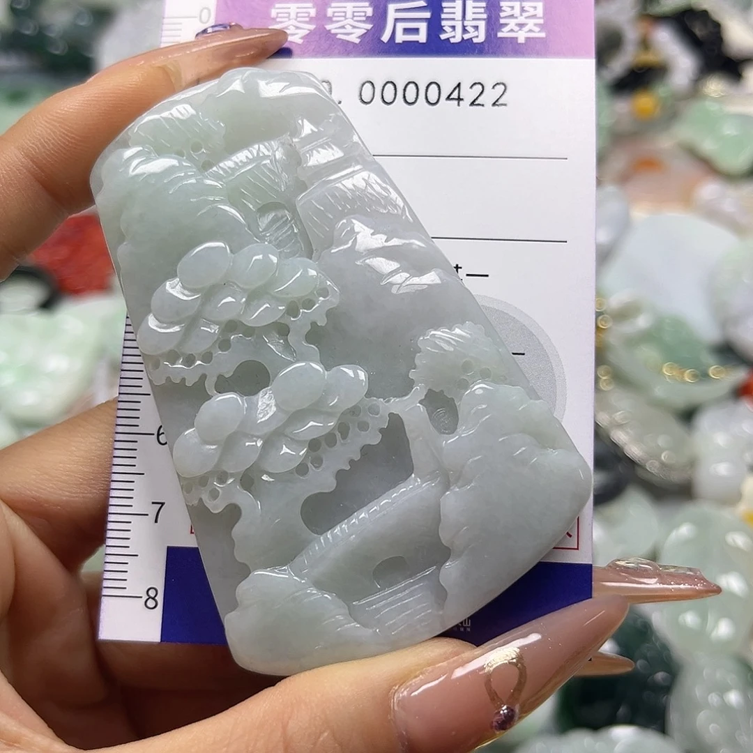 翡翠未镶嵌颈饰hhh