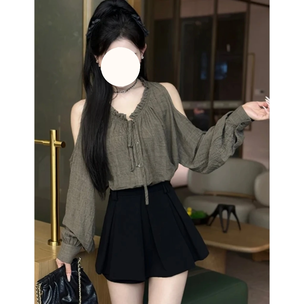 时尚露肩气质漂亮衬衫学院风减龄秋季新款设计感小众裙裤两件套潮