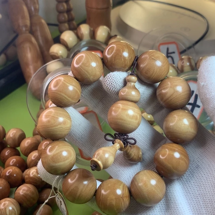 木烟***生20尺寸东北黄梨手串