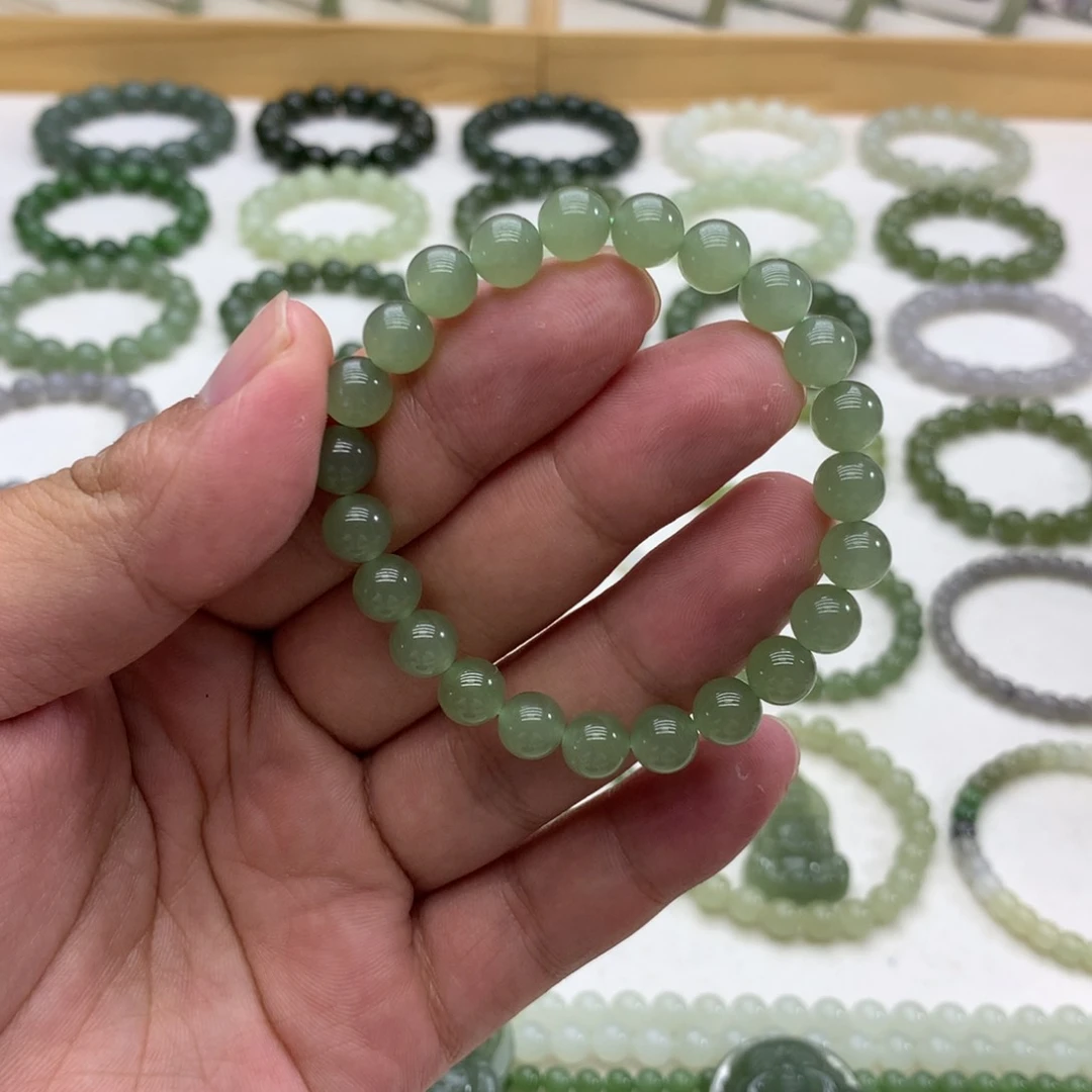 手串未镶嵌和田玉（冰晴绿7.8）