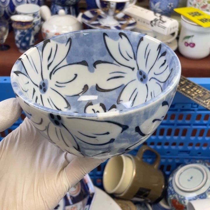 他家瓷器真美…开播了