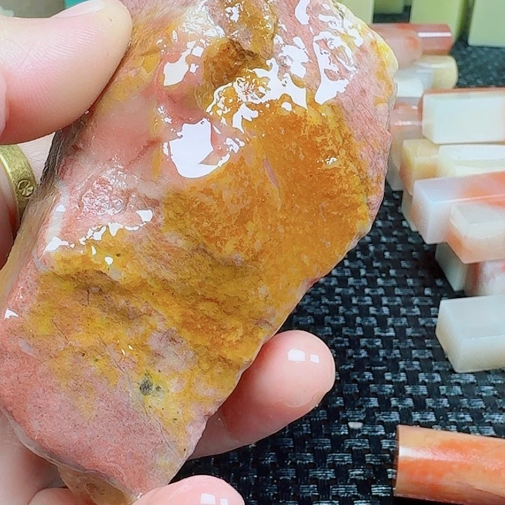 海***香青田石真真正正章