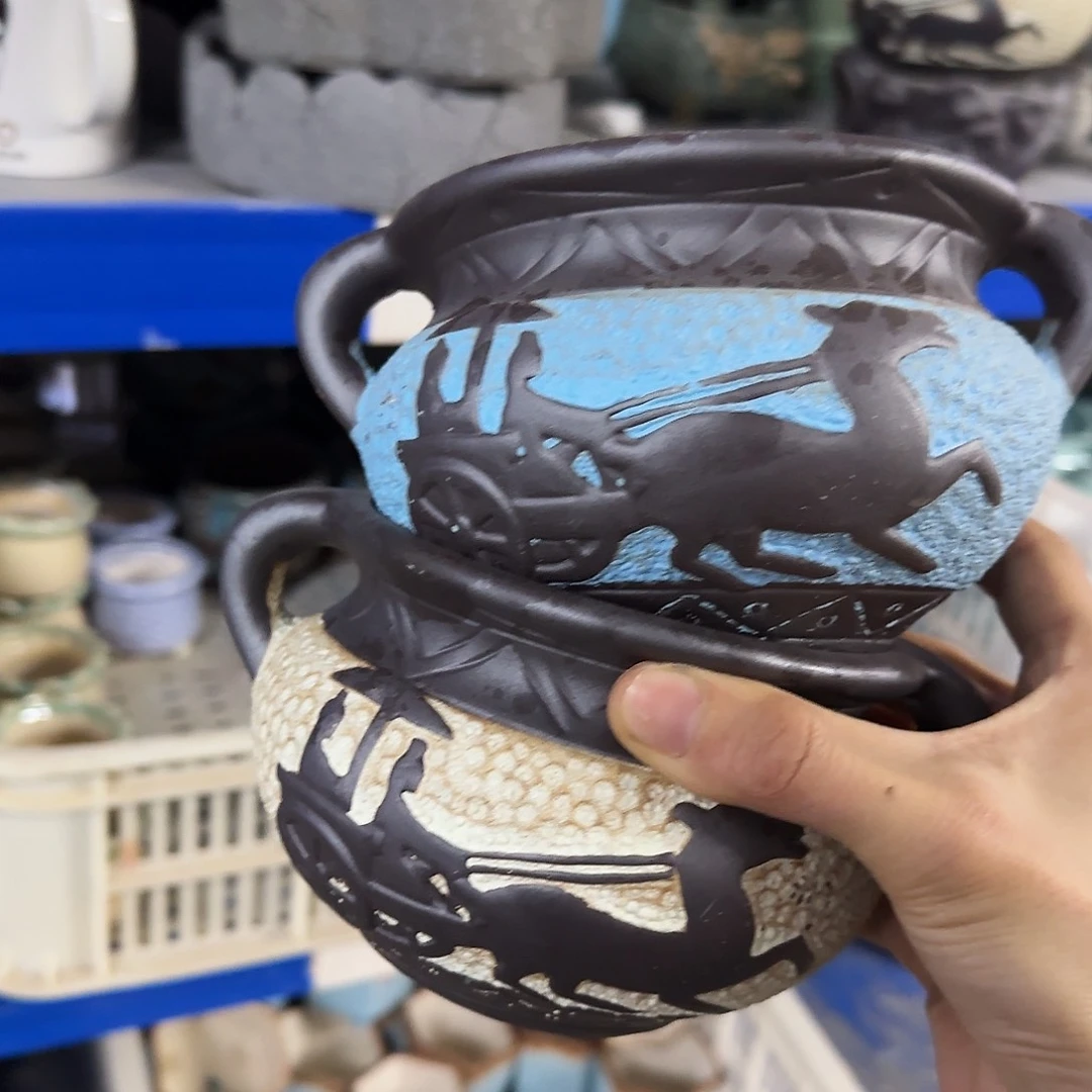 2个微瑕脱釉·····