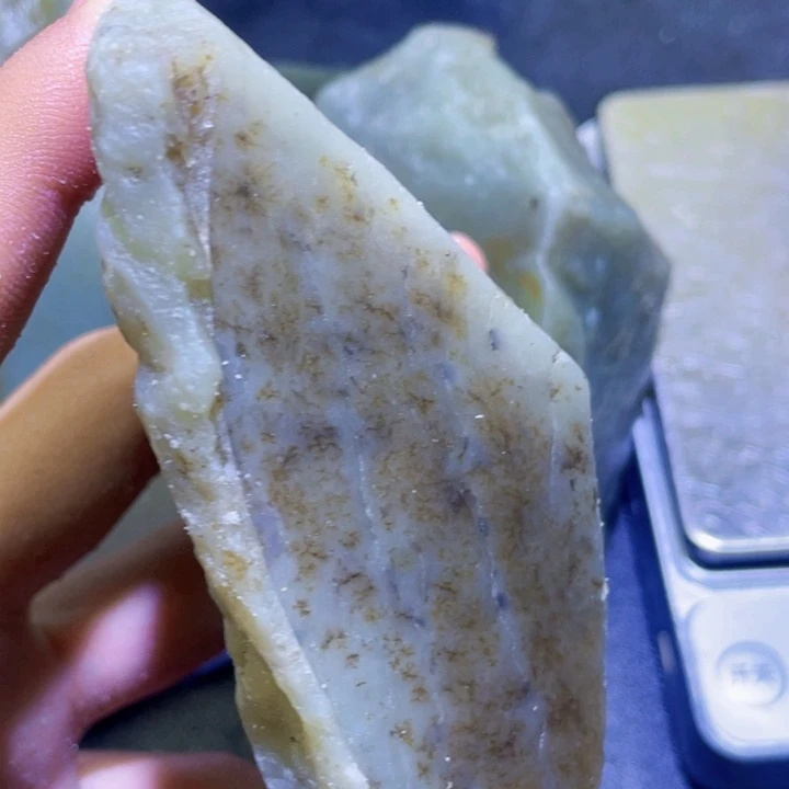 和田玉未镶嵌珠宝半成品