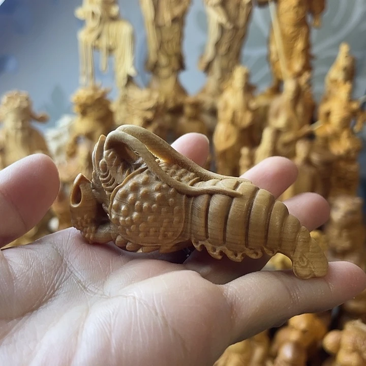 柏木（崖柏）小龙虾