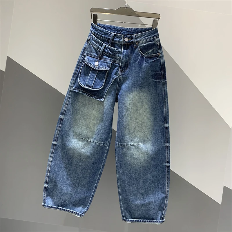 2025年秋季新款不规则设计感口袋百搭宽松弯刀裤做旧牛仔裤女长裤