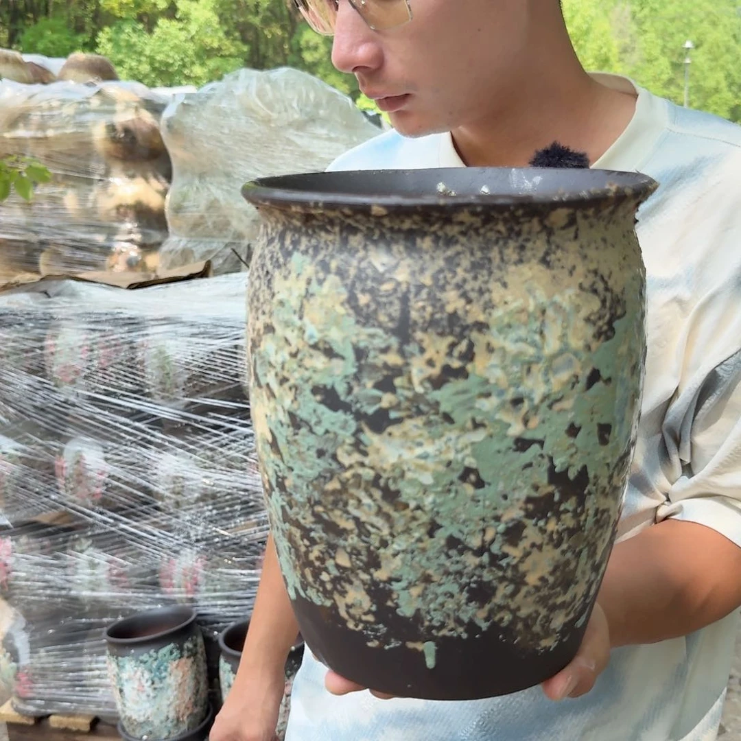 紫砂花盆口20高25（一个泼墨老武