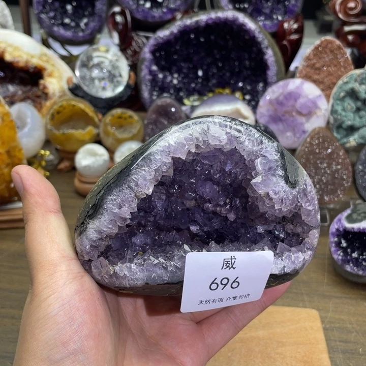 未镶嵌水晶珠宝半成品