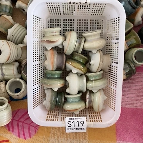 紫砂花盆119微瑕品口径3厘米左右