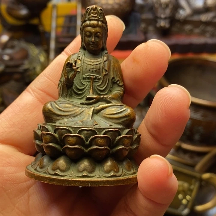 铜器摆件做工精良