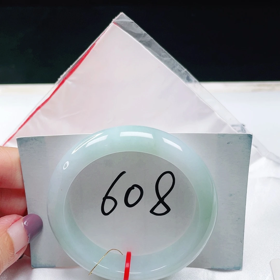 翡翠未镶嵌手镯缅甸翡翠50+